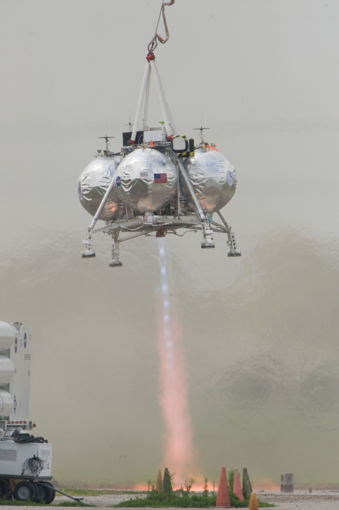 Wanted: Private Robot Moon Lander Ideas for NASA
